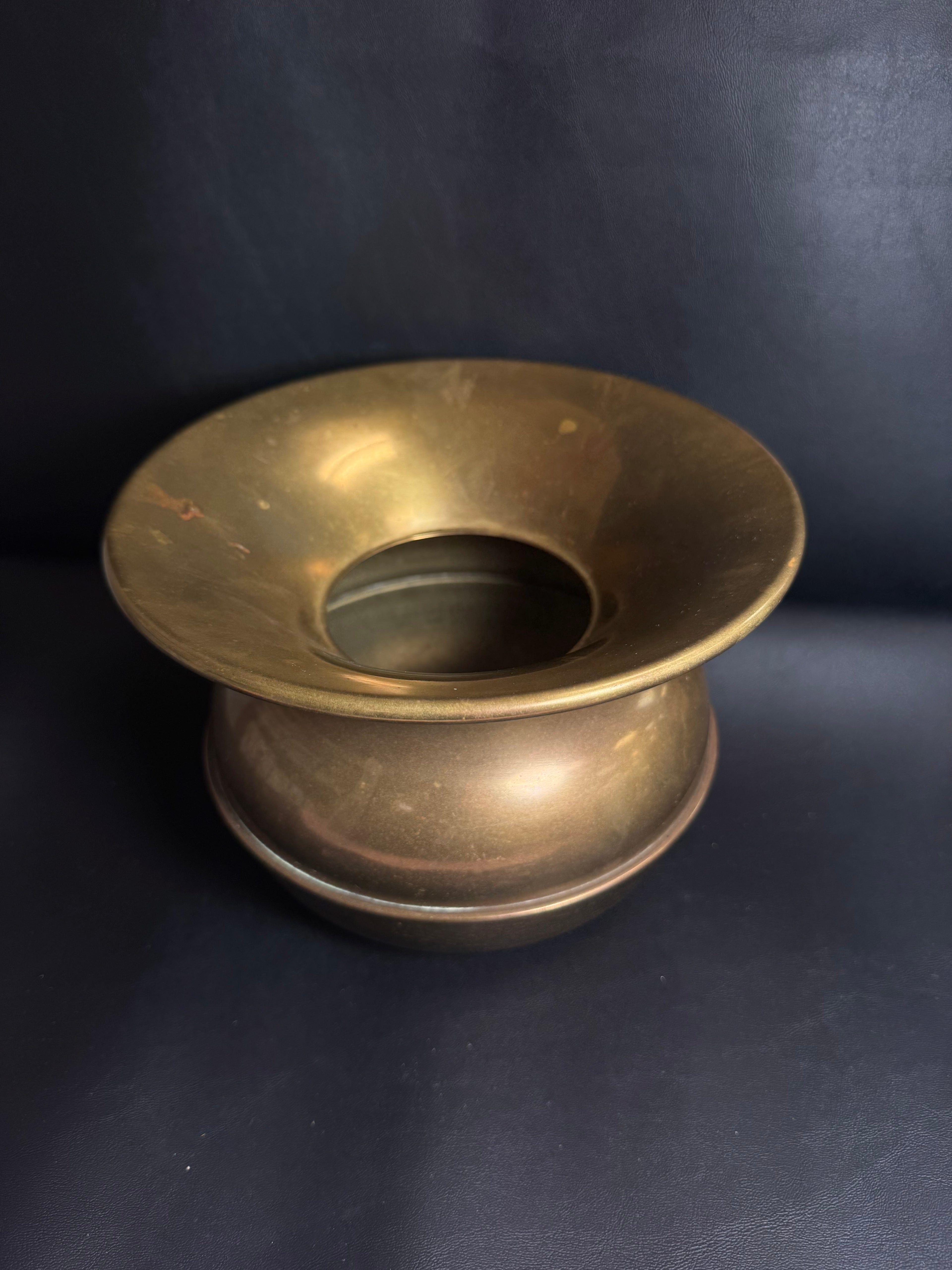 Vintage Brass Spittoon / Cuspidor