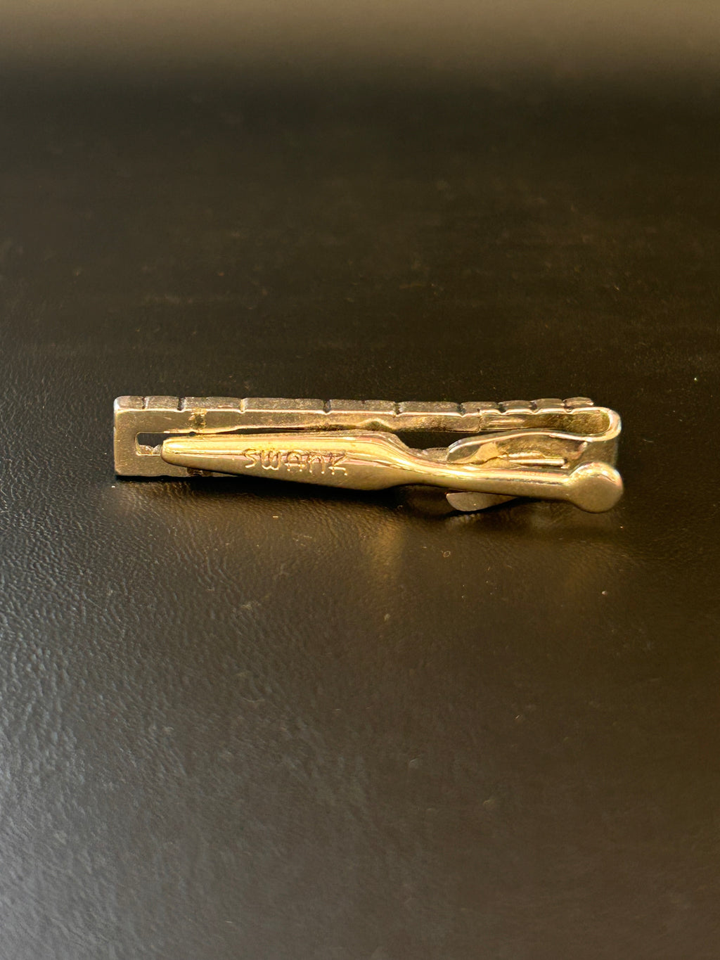 Vintage Swank Silver-Tone Textured Tie Bar