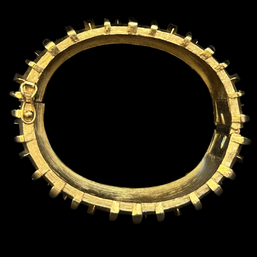 Vintage Crown Trifari "Sculpturesque" Spiked Hinged Bangle