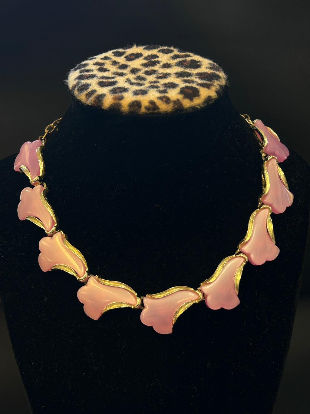 Vintage 1950s Pink Moonglow Lucite Floral Necklace