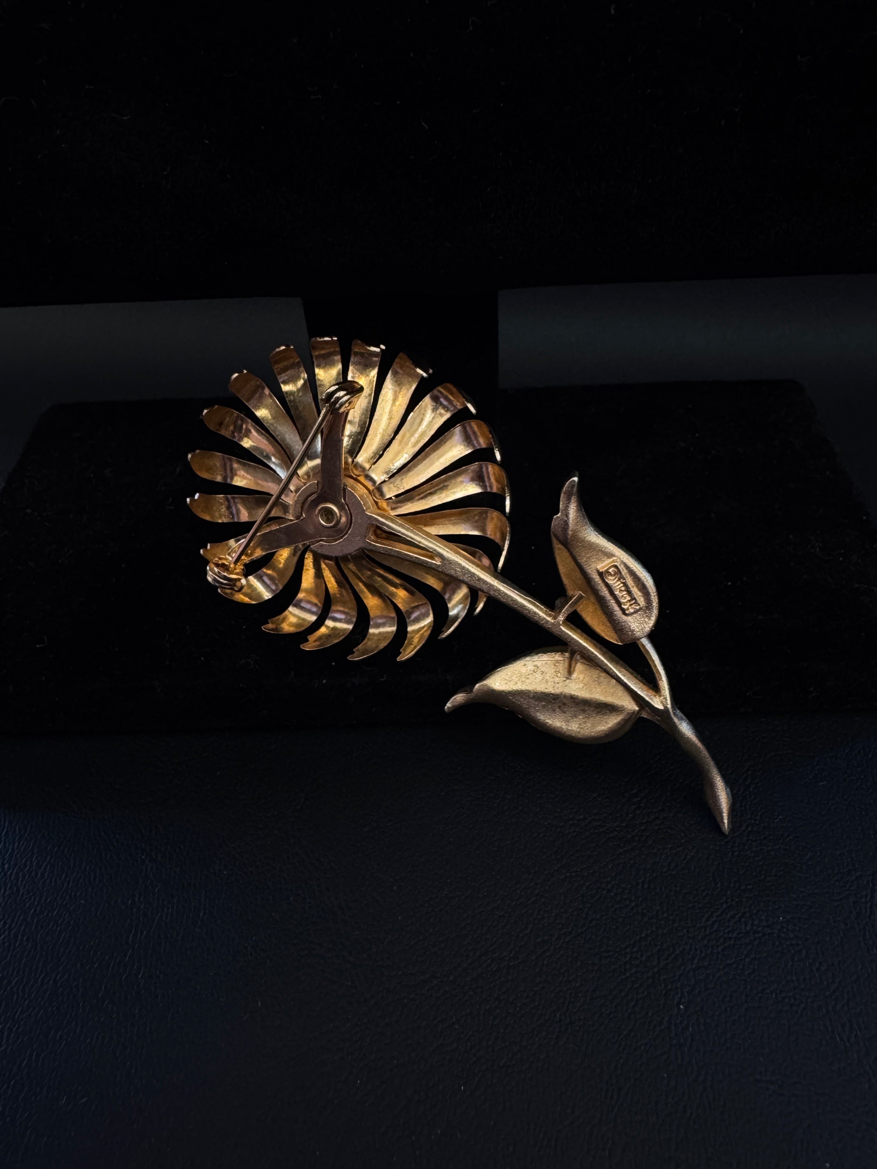 Vintage Hedy (Hedison) Gold-Tone Sunflower Brooch