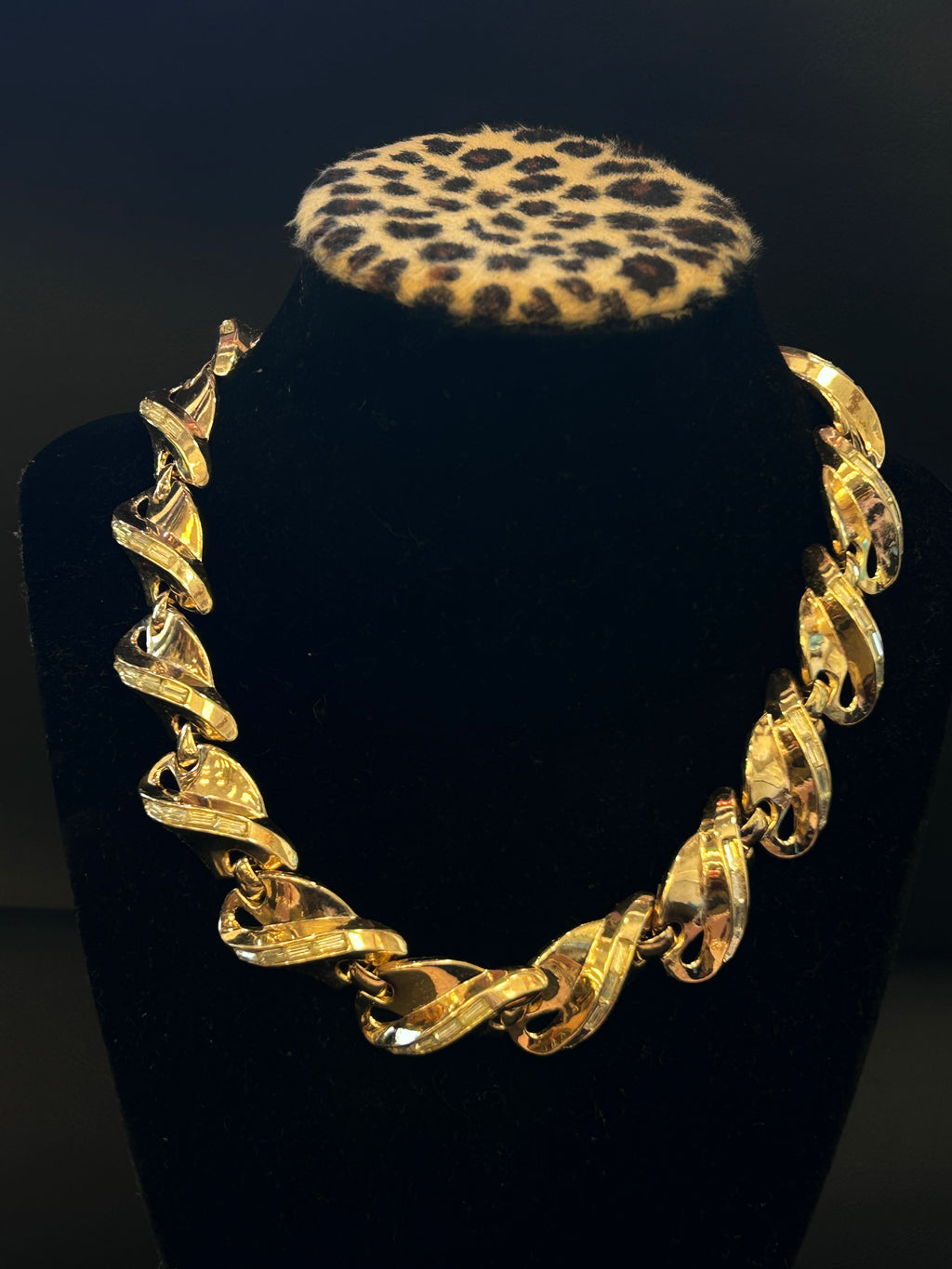 Vintage Gold-Tone Baguette Rhinestone Link Necklace