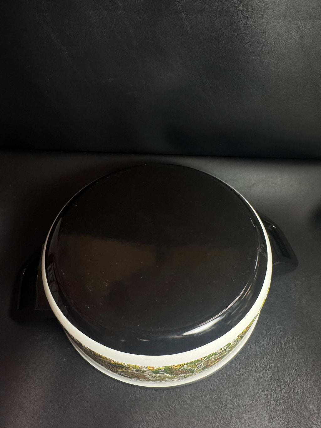 Vintage Floral Enamel Casserole Dish with Lid