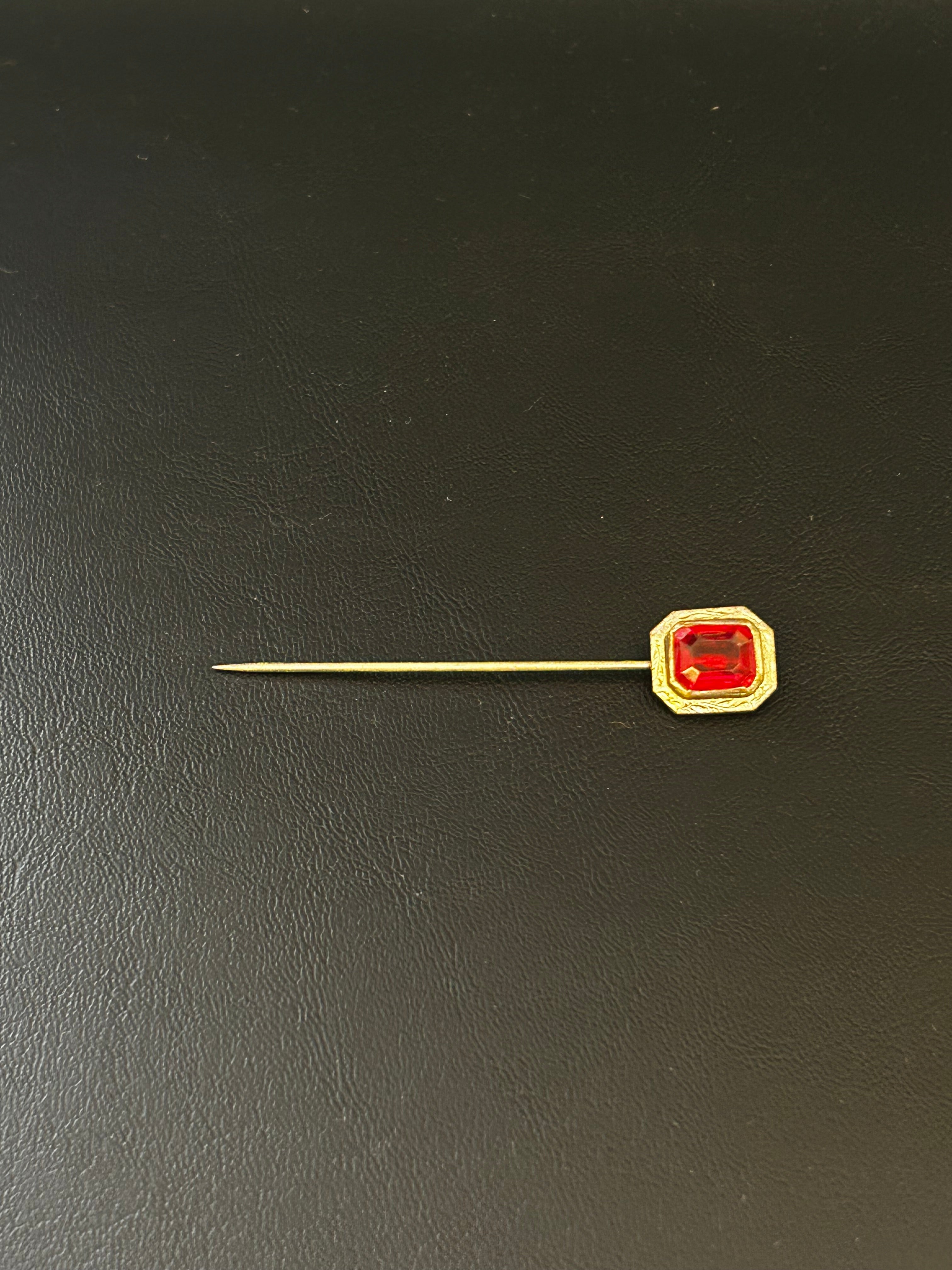 Vintage Art Deco Style Stick Pin