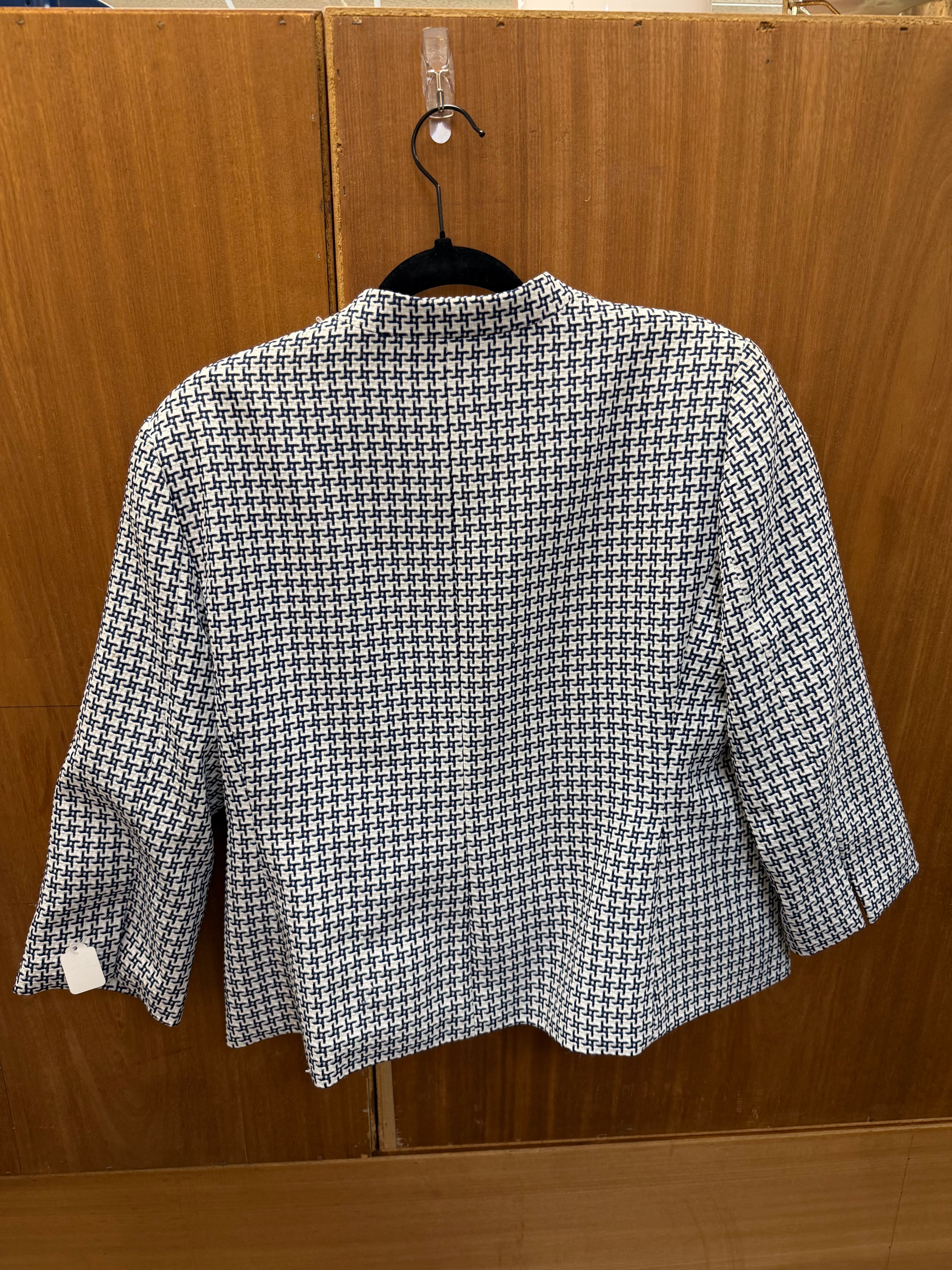 Isabella suits