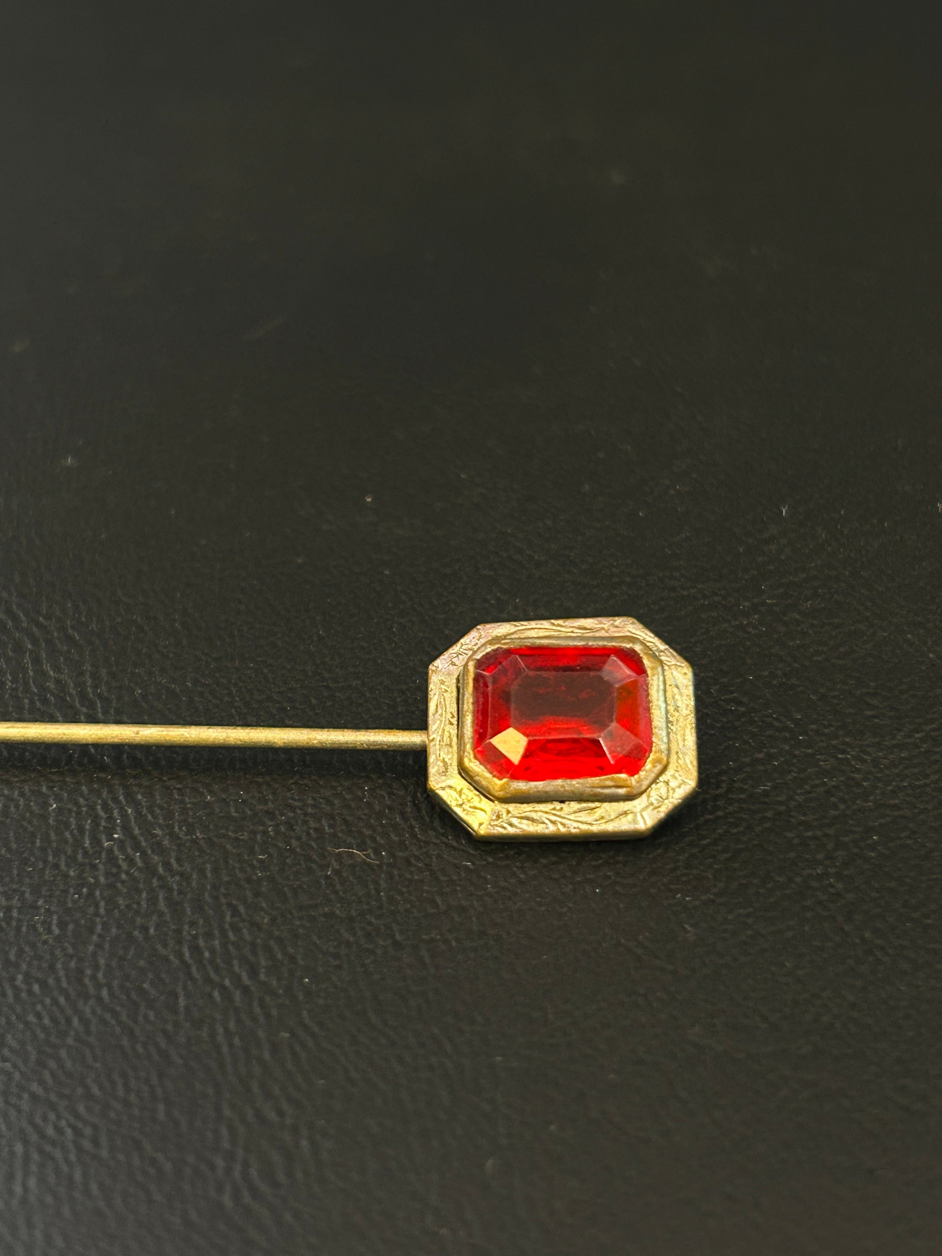 Vintage Art Deco Style Stick Pin