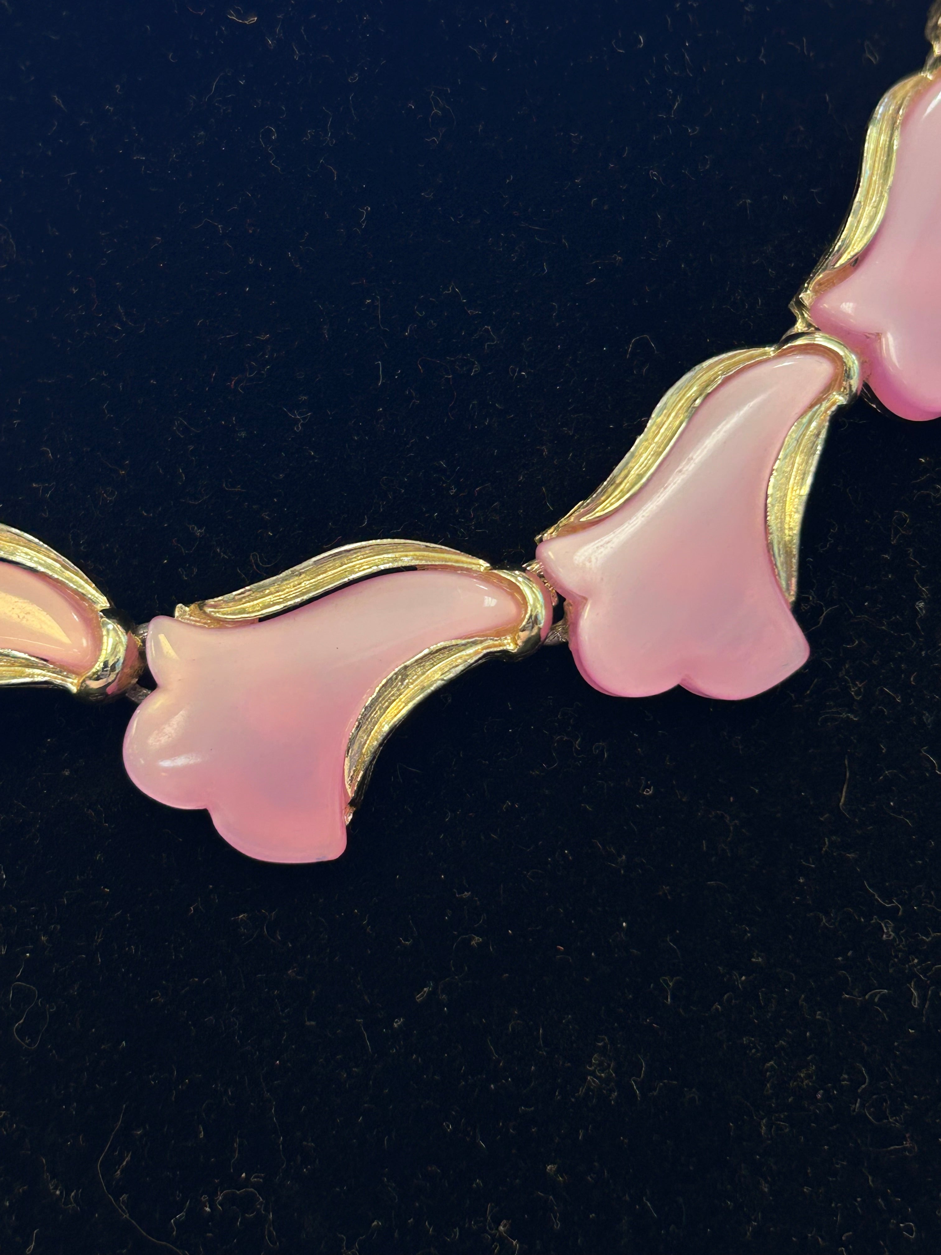 Vintage 1950s Pink Moonglow Lucite Floral Necklace