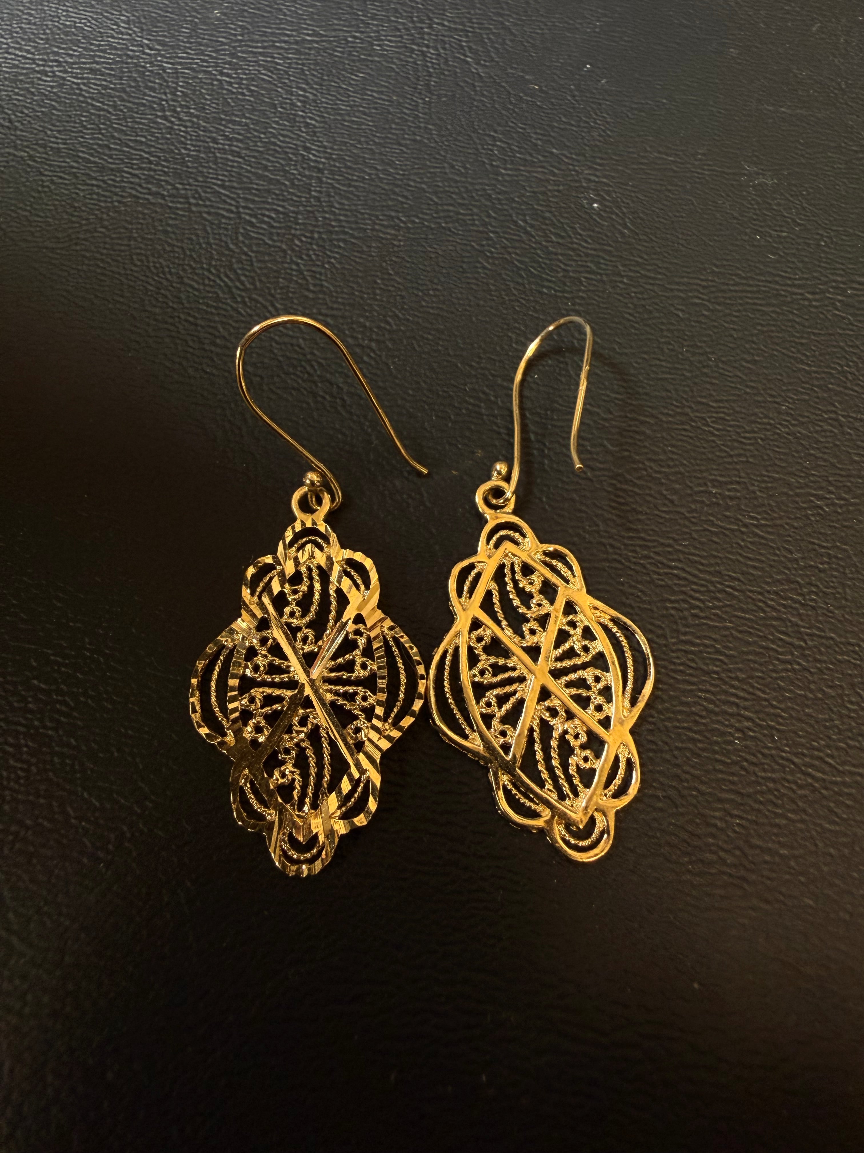 Vintage Sterling Silver Yellow Gold Overlay Filigree Dangle Earrings