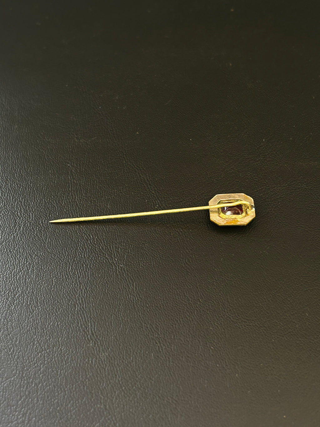 Vintage Art Deco Style Stick Pin