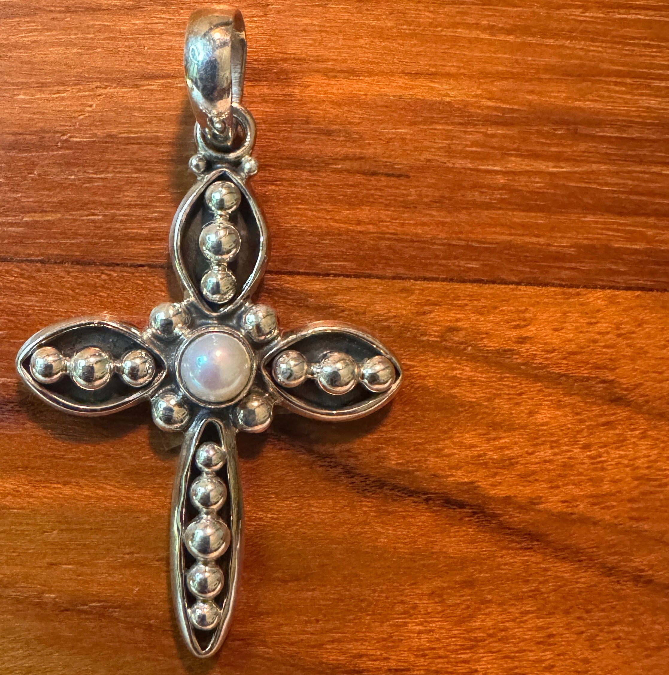 Sterling Silver Cross Pendant with Freshwater Pearl