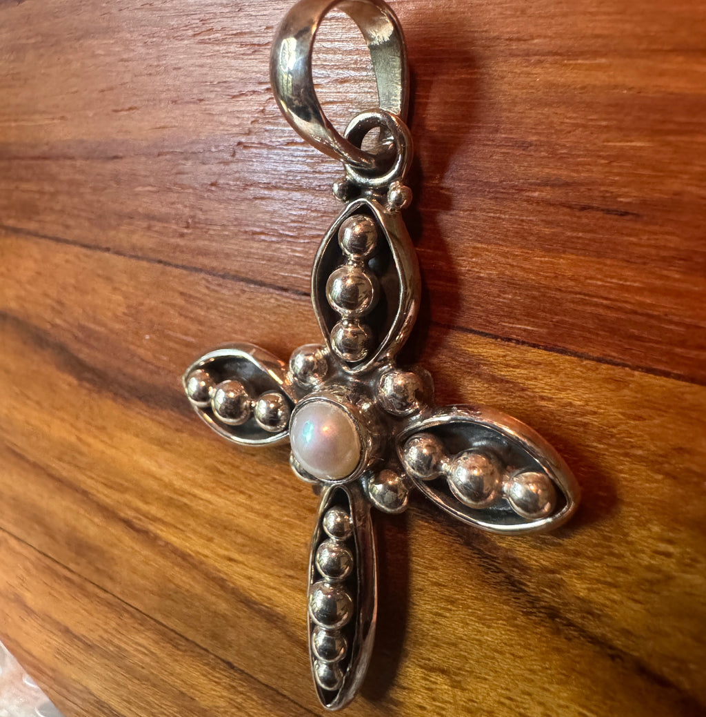 Sterling Silver Cross Pendant with Freshwater Pearl