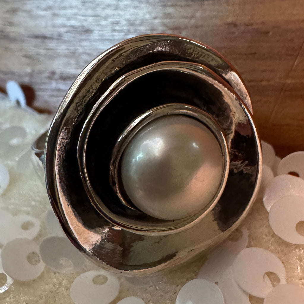 Sterling Silver Rare Lily Pearl Ring